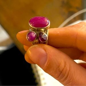 Lily Barrack 7.5 ruby / Garnett ring